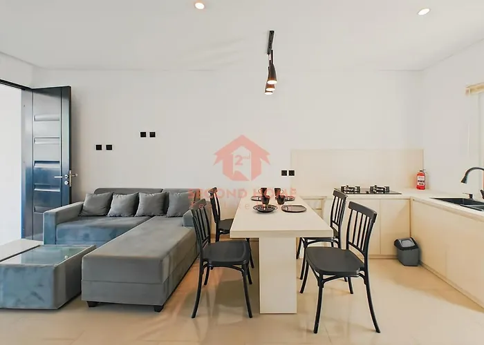 Large Uluwatu 2br Townhouse Near Gwk & Ferienhaus